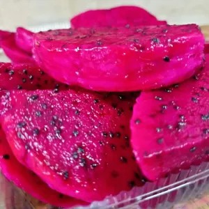 

buah naga frozeen 1kg 1kg