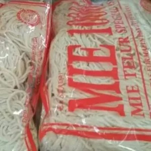 MIE AYAM TELUR 1001 MERAH 1per pack