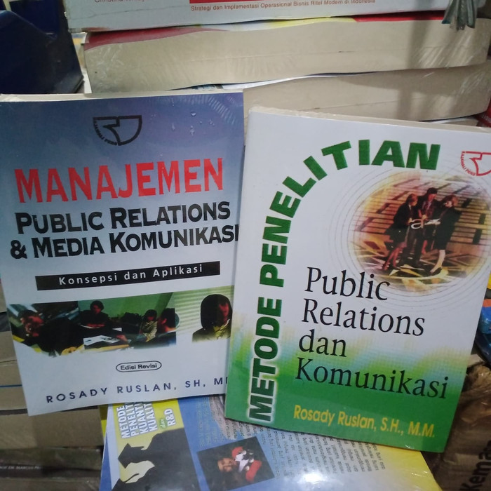 

buku manajemen public relations dan metode penelitian public relation