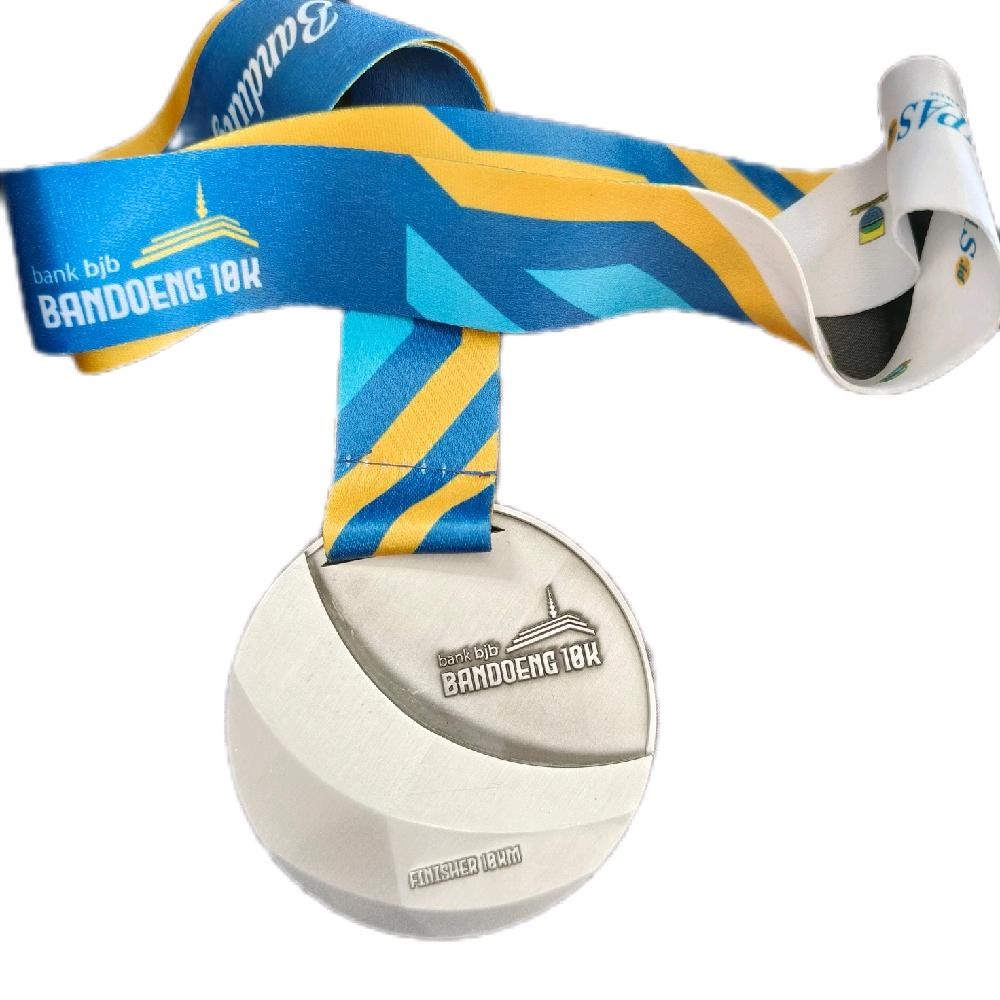Medali Finisher Event Lari Running 2025 - Medali Lari 10k Event Running - Medal Lari Original - Mend