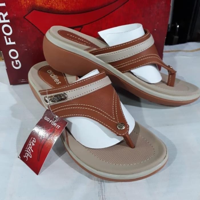 BARU sendal jepit wanita 3cm ardiles original yoluta