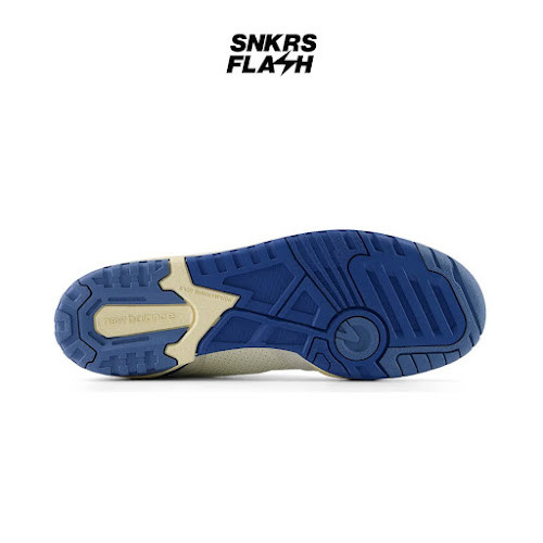 NEW BALANCE 550 Sea Salt Blue Agate Sepatu Sneakers Pria - BB550CPD - Size 42.5