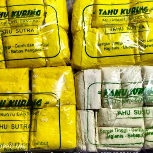 TAHU KUNING/PUTIH CIBUNTU 1 Bks