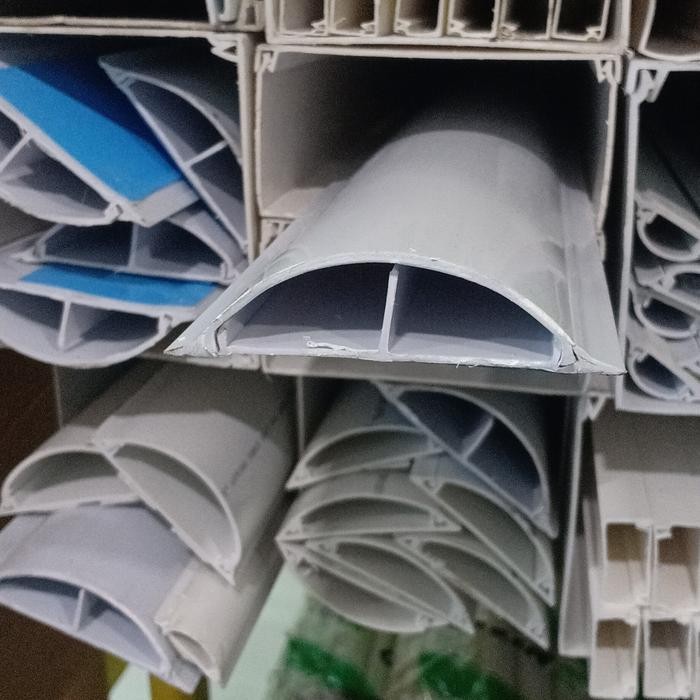 KABEL DUCK OVAL / KABEL DUCK SETENGAH LINGKARAN 90X20 MM