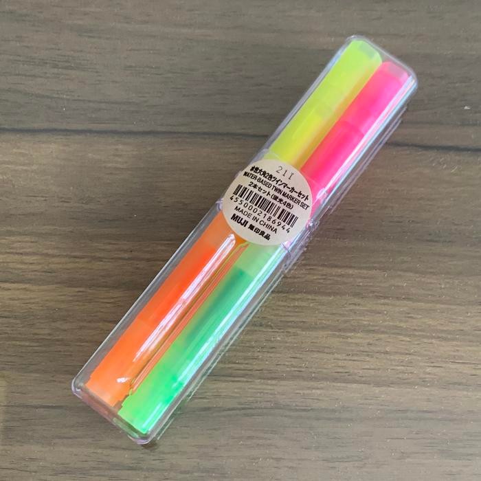 

Muji Water Based Twin Marker Set