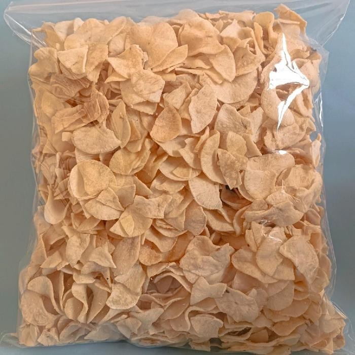 

Keripik Singkong 1 KG Khas Manding Sumenep Madura Cemilan/ Makanan Ringan/Snack Rasa Bawang dan