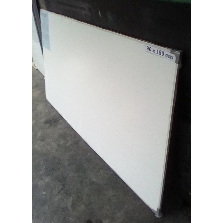 

Whiteboard Gantung Tembok 90 180 Cm