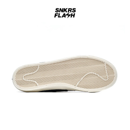 NIKE Blazer Low 77 Jumbo White Black Sail Sepatu Sneakers Pria - DN2158101 - Size 44