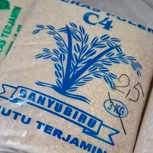 Beras C4 2.5kg Delanggu 2.5kg
