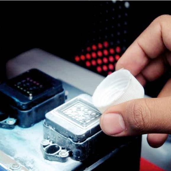 

Rhino Dtf Hard Cleaning Solution 100Ml Premium Quality (Dtf Printing)