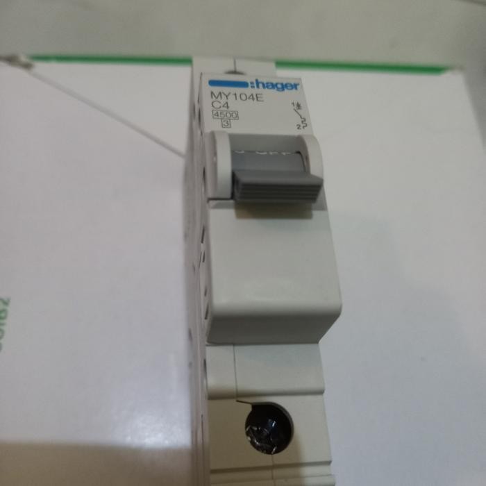 MCB 4 AMPER 1 PHASE MEREK HAGER