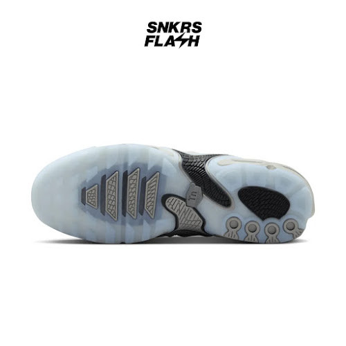 NIKE Air Max Plus Drift Light Smoke Grey Sepatu Sneakers Pria - FD4290002 - Size 43