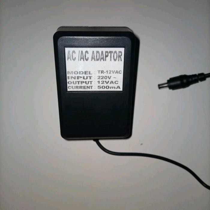 Adaptor untuk efek BOSS ME-6