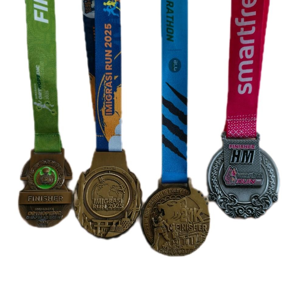 Medali Finisher Event Lari Running 2025 - Medali Lari HM half marathon 21.097 Event Running - Medal 