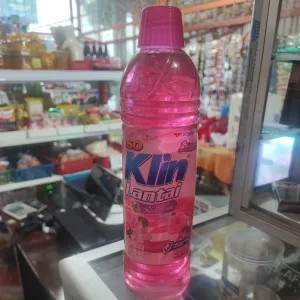 So Klin Lantai Freesia Rose 900ml 900ml