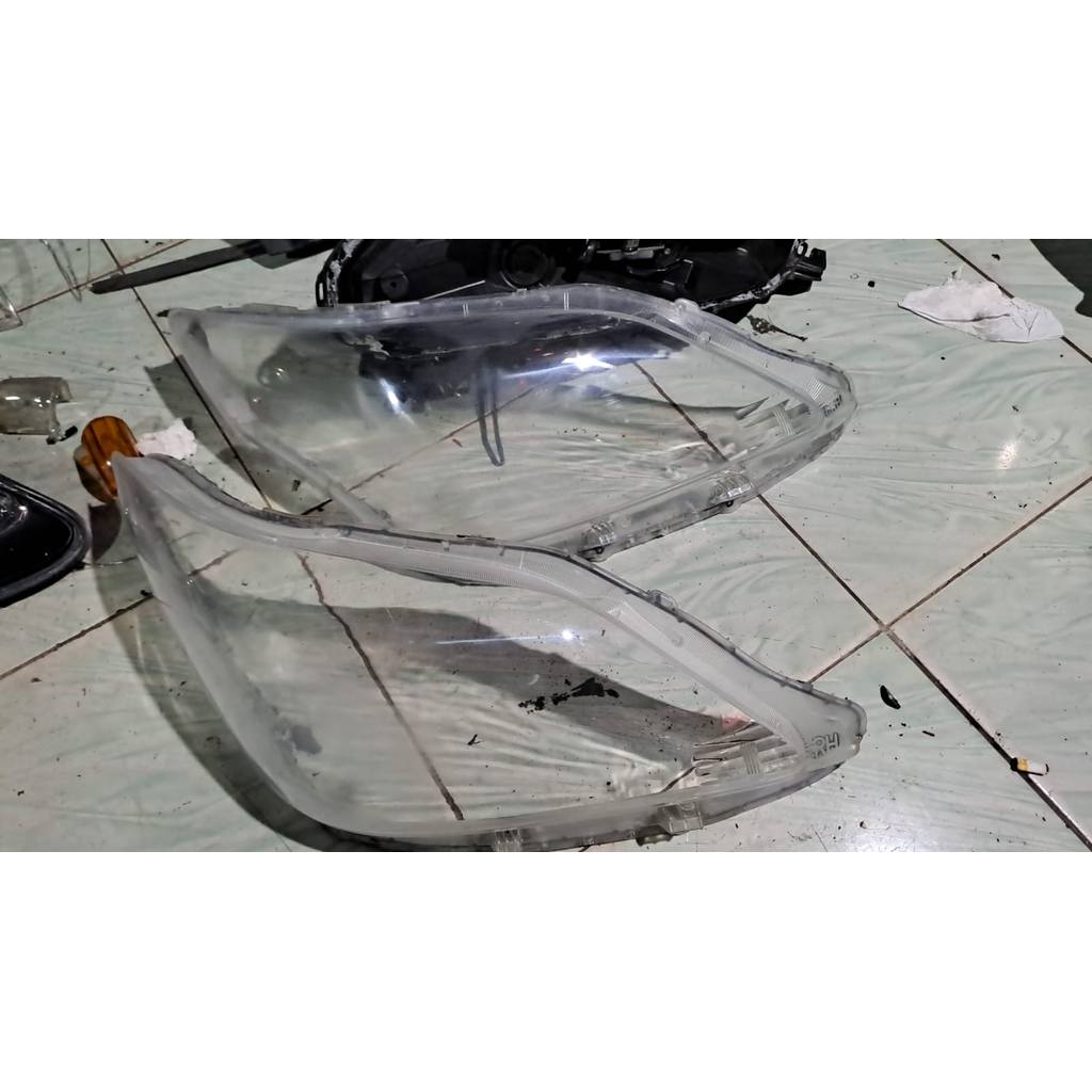 Mika Headlamp toyota innova 2012-2015 original
