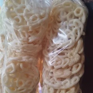 Kerupuk Uyel Siap Makan