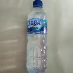 Aqua botol 600ml