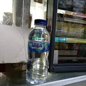 aqua botol mini 330 ml 330ml