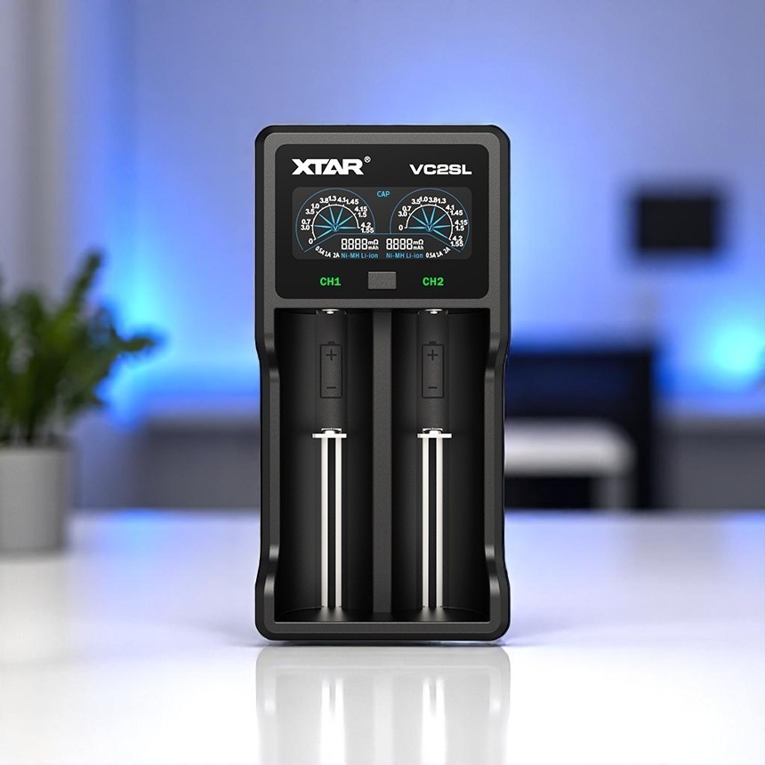 XTAR Charger Baterai 2 Slot AA AAA 18650 Li-Ion Ni-MH LCD Power Bank - VC2SL