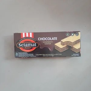 Selamat Chocolate Sandwich Wafer 145g