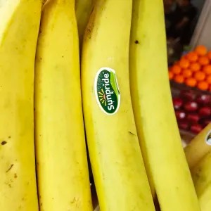 Pisang Cavendish 1kg