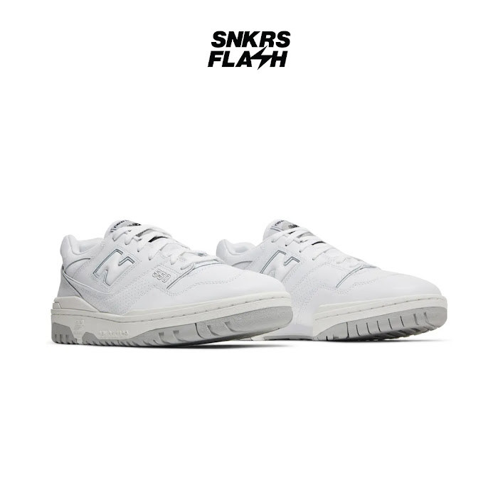 NEW BALANCE 550 Triple White Sepatu Sneakers Unisex - BB550PB1 - Size 44.5