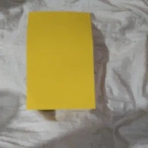 kertas bufallo warna kuning 1 biji