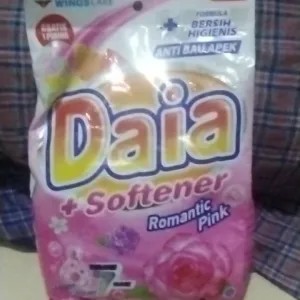 deterjen bubuk daia