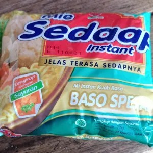 Mie sedap Baso spesial / Bakso