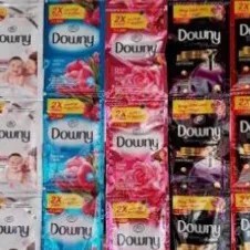 pewangi pakaian downy saset harga per 3 saset, putih, biru, pink, hitam, dan merah