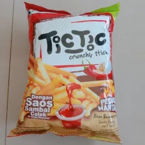 Tic Tic Crunchy Stick Dengan Saos Sambal Colek 65g