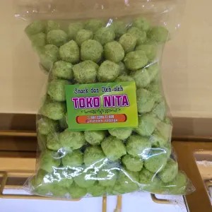 Nana snack ball pandan