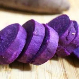 UBI UNGU POTONG SIAP GORENG / KUKUS