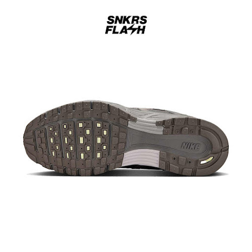 NIKE P6000 CAVE STONE METALLIC SILVER - CD6404202 - Size 44.5