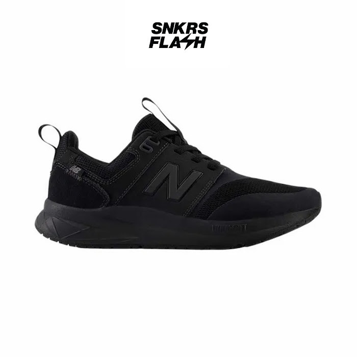 NEW BALANCE Dynasoft 900 V2 Triple Black Sepatu Sneakers Unisex - UA900AB2