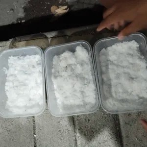 kelapa parut 3 buah kemasan 3 box