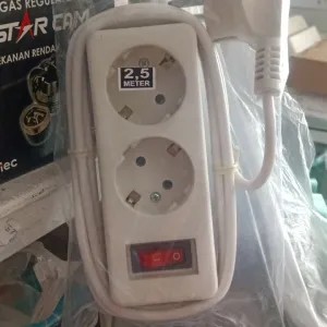 Olor/Stop kontak + kabel 2,5 meter lubang 2