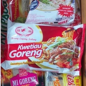 kwetiau goreng