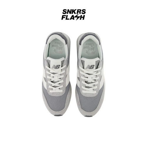 NEW BALANCE 370 Grey Sepatu Sneakers Unisex  - U370AH - Size 43