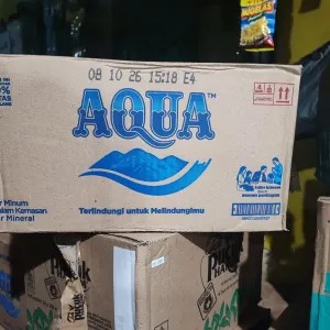 Air Mineral AQUA 220ml 220ml