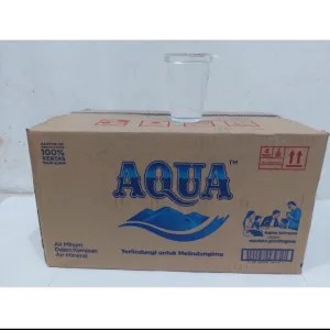 Air mineral Aqua Gelas 1dus