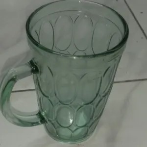 gelas gagang jempol