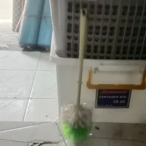 sikat WC Nagoya
