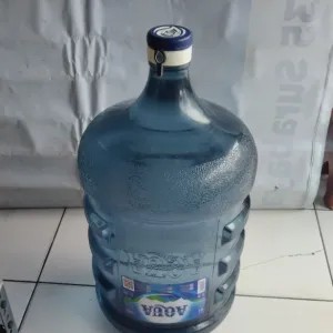 Air Mineral galon Aqua dan isi