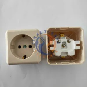 Stop Kontak Outbow Broco