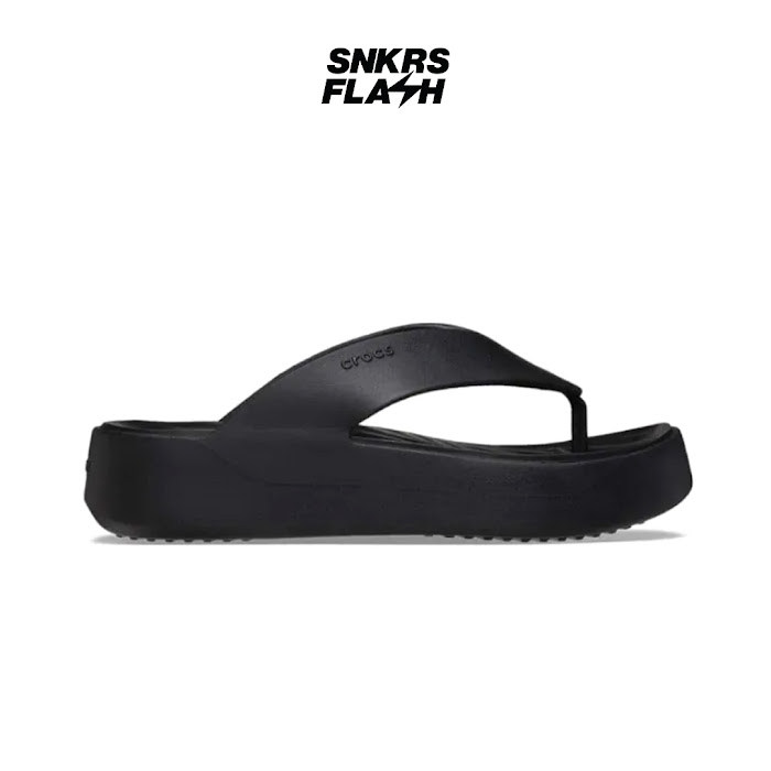 CROCS Getaway Platform Flip Black Sandal Wanita - 209410001