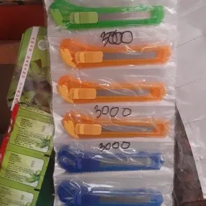 Pisau kater/cutter besar