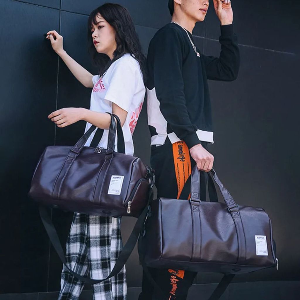 Tas Gym Pria Wanita Bahan Kulit Premium Elegant Travel Bag Ada Slot Sepatu Khusus Ruang Baju Basah