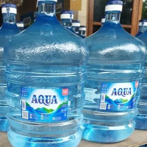 AQUA Galon - galon kosong